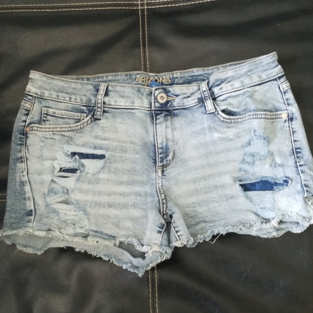 Arizona Faded Distressed Jean Shorts Size 13
